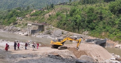  सुनकोशीको बेलिब्रिज झिकिएपछि खोटाङ पूर्वी तराईसँगको सीधा यातायात सम्पर्कबाट विच्छेद 